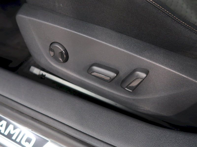Škoda Kamiq (2025) TOP SELECTION 1.0TSI 85KW DSG - fotka 14 z 37