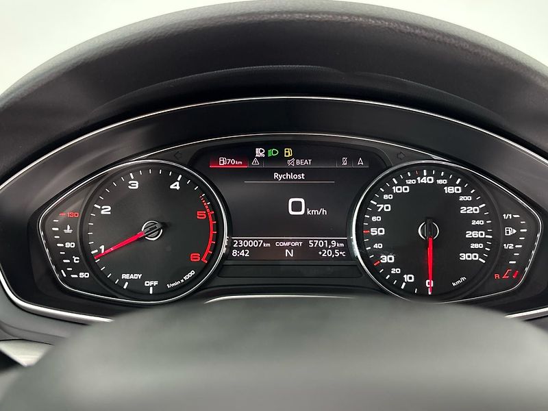 Audi A4 40 - fotka 11 z 30