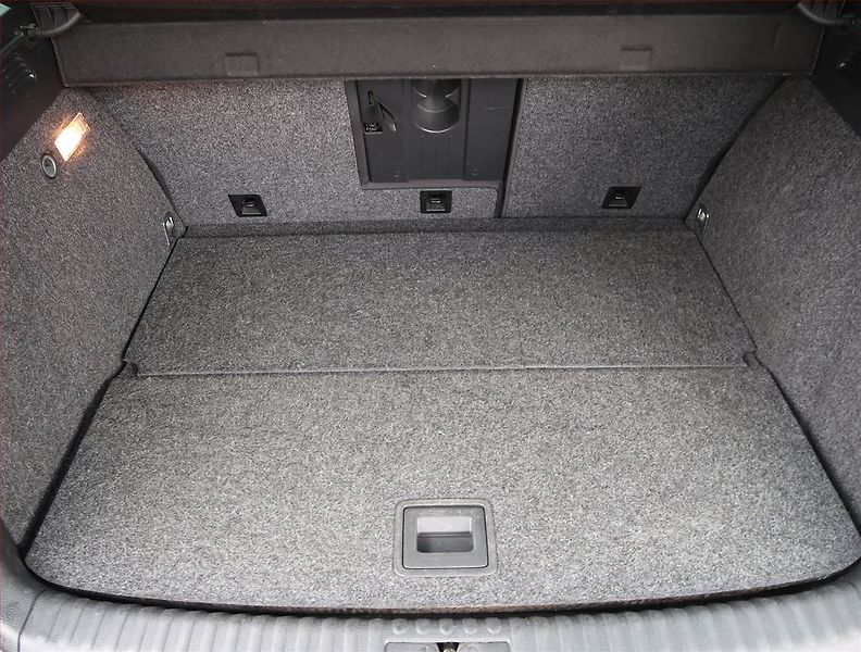 Volkswagen Tiguan (2012) Sport&Style 2.0 TSI, 4X4 - fotka 13 z 14