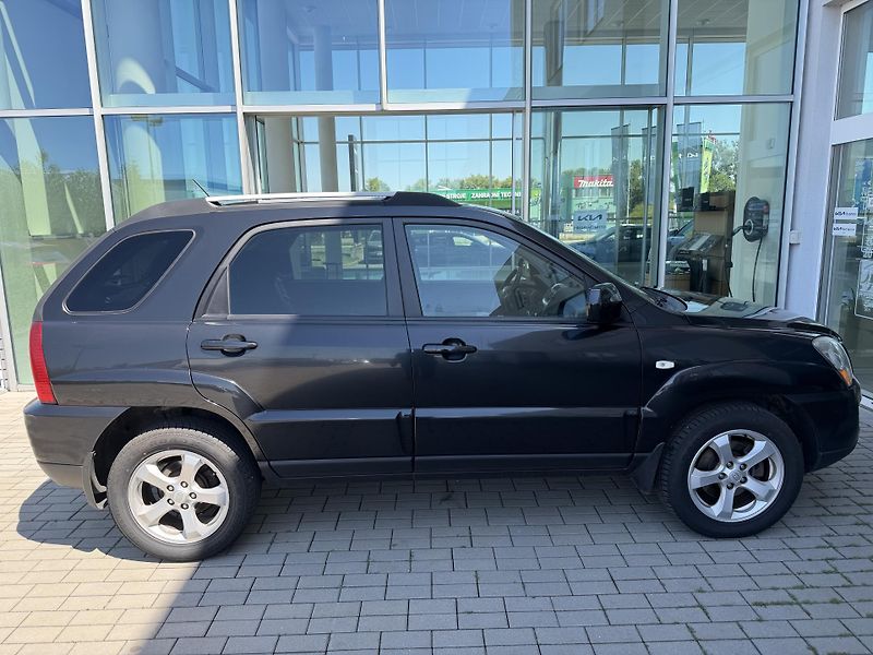 Kia Sportage (2010) 2.0 104KW 4X4 BA/LPG ČR 2.MAJ - fotka 9 z 18