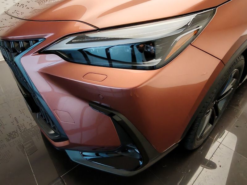 Lexus NX 450h plus 450h+ PRESTIGE Plug-in Hybrid - fotka 7 z 41