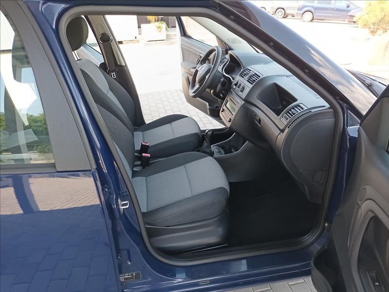 Škoda Roomster 1,2 TSI, 63KW, KLIMA,SERVISKA - fotka 18 z 35