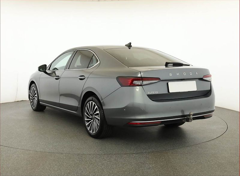 Škoda Superb (2025) 2.0 TDI - fotka 4 z 18