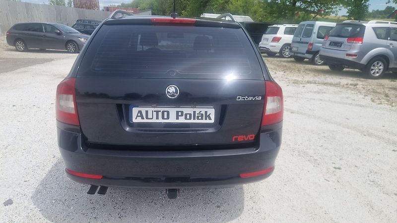 Škoda Octavia 1,8 i 16V - fotka 6 z 13
