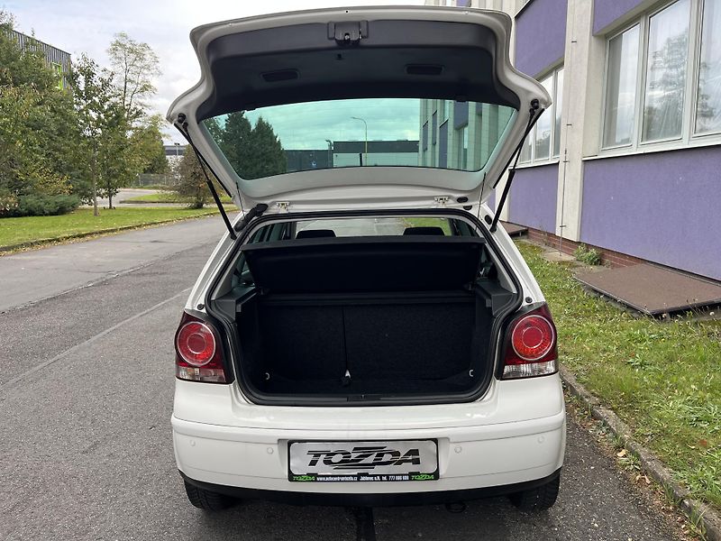 Volkswagen Polo 1,2 12V Trend / servis.kn. - fotka 15 z 33