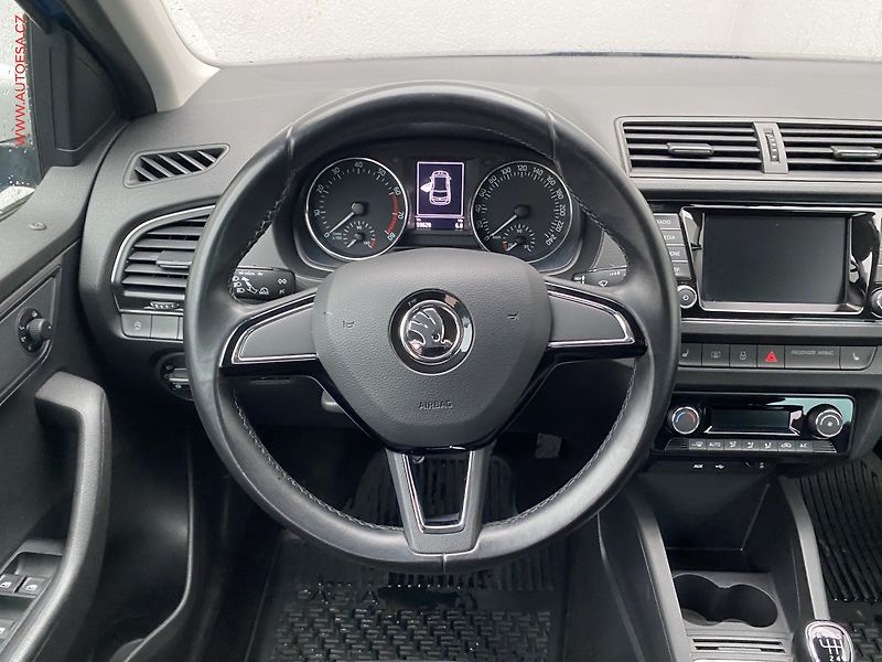 Škoda Fabia (2017) 1.0 TSi, ČR, Style - fotka 11 z 17