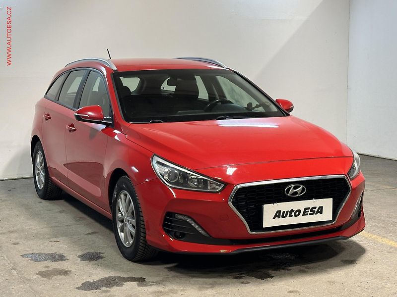 Hyundai i30 (2019) 1.6 CRDi, 2.maj, servis.kniha - fotografie inzerátu