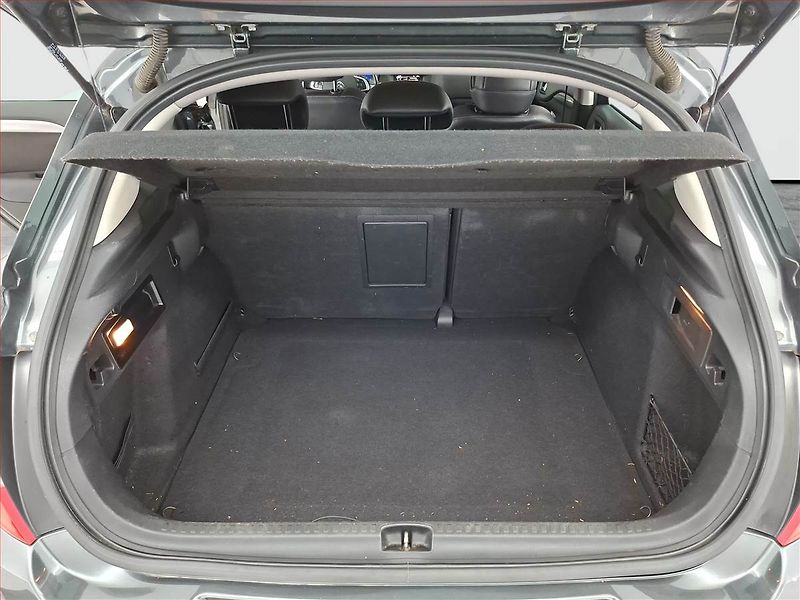 Citroën C4 (2011) 1.6 HDi, Automat, nová STK - fotka 14 z 15