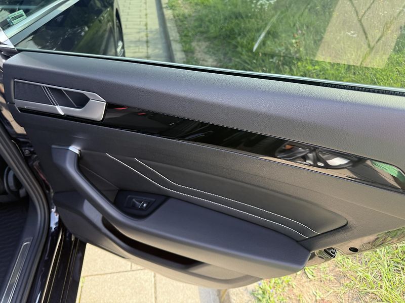 Volkswagen Arteon Shooting Brake (2022) R-LINE 4x4 DSG 1.majitel - fotka 17 z 42