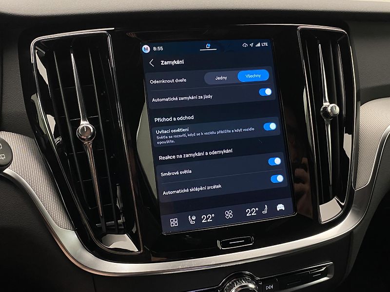 Volvo V60 (2026) B4 AUT DARK PLUS - fotka 47 z 57