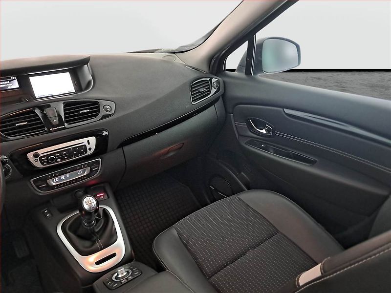 Renault Grand Scénic (2013) Bose 1.6 dCi, Navi, Tempomat - fotka 8 z 16