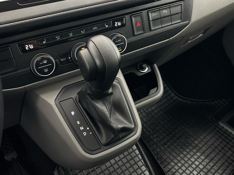 Volkswagen Caravelle Long Comfortline DSG - fotka 20 z 27