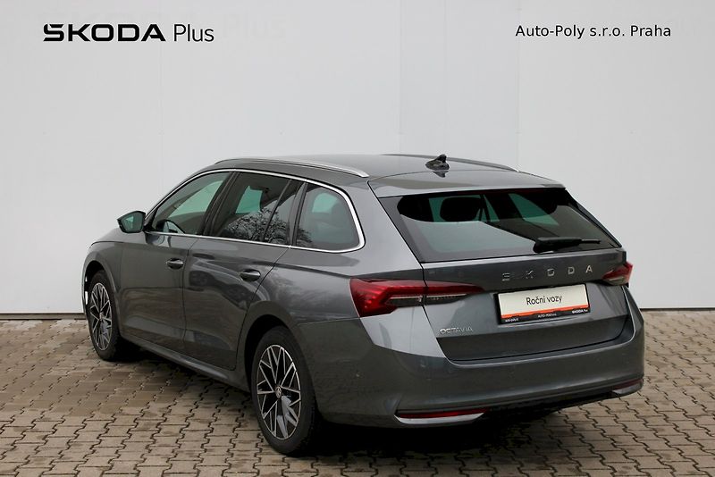 Škoda Octavia (2024) Combi Top Selection 1.5 TSI 11 - fotka 6 z 25