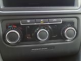 Volkswagen Golf 1,6 TDi Klimatizace - náhled 18