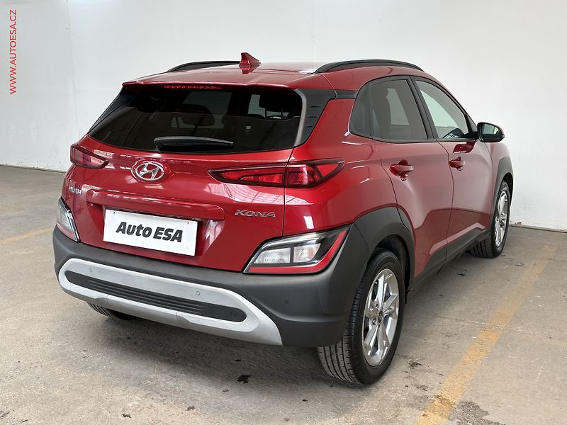 Hyundai Kona (2021) 1.0 T-GDi, 2.maj,ČR, Smart - fotka 4 z 17