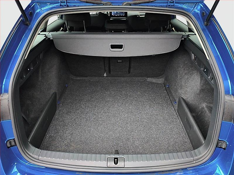 Škoda Octavia (2023) 2.0 TDI, Automat, ČR,1.maj - fotka 14 z 17