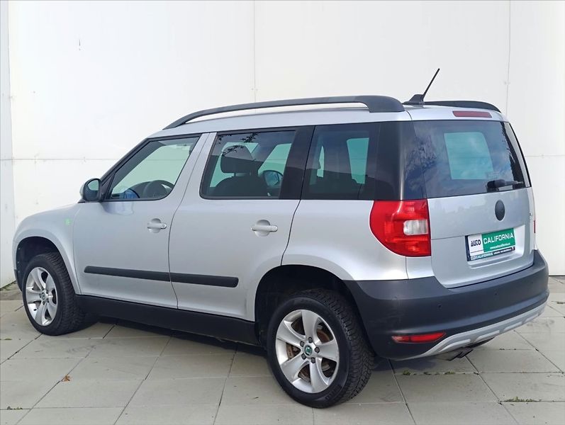 Škoda Yeti 1,6 TDi Aut.klima,Navi.Kůže - fotka 11 z 35