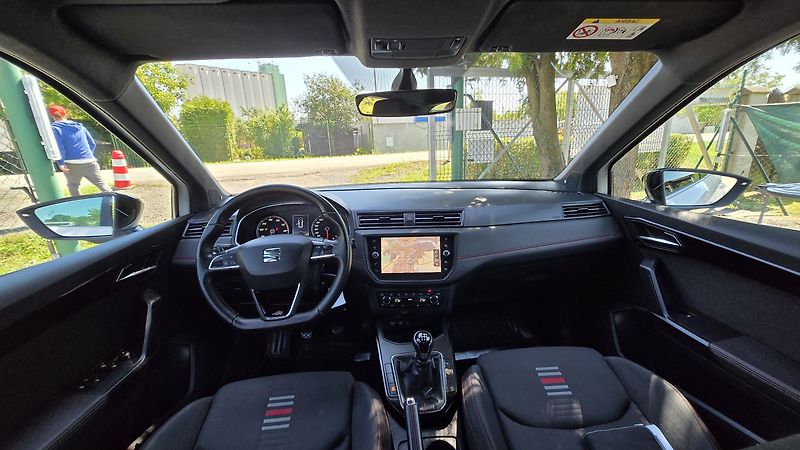 Seat Arona 1.5TSI 16V ACT FR 110KW  1MAJ. - fotka 19 z 47