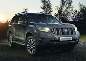 Jordánsko - 29 586 aut. Toyota Land Cruiser, Kia Frontier, Hyundai Tucson