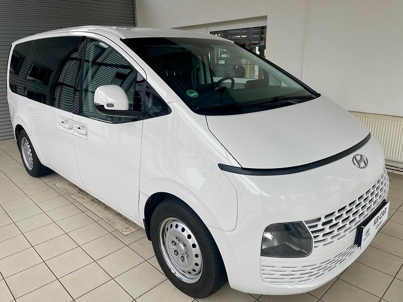Hyundai Staria (2024) 2,2CRDi 130kW Comfort 6MT 4x2 - fotka 5 z 22