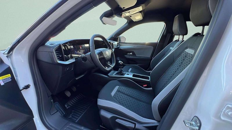 Opel Mokka (2026) Edition 1.2 TURBO (100 kW/ 136 - fotka 14 z 22