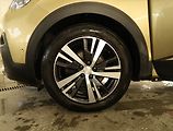 Peugeot 3008 (2017) Allure 1.6 THP, Automat - náhled 15