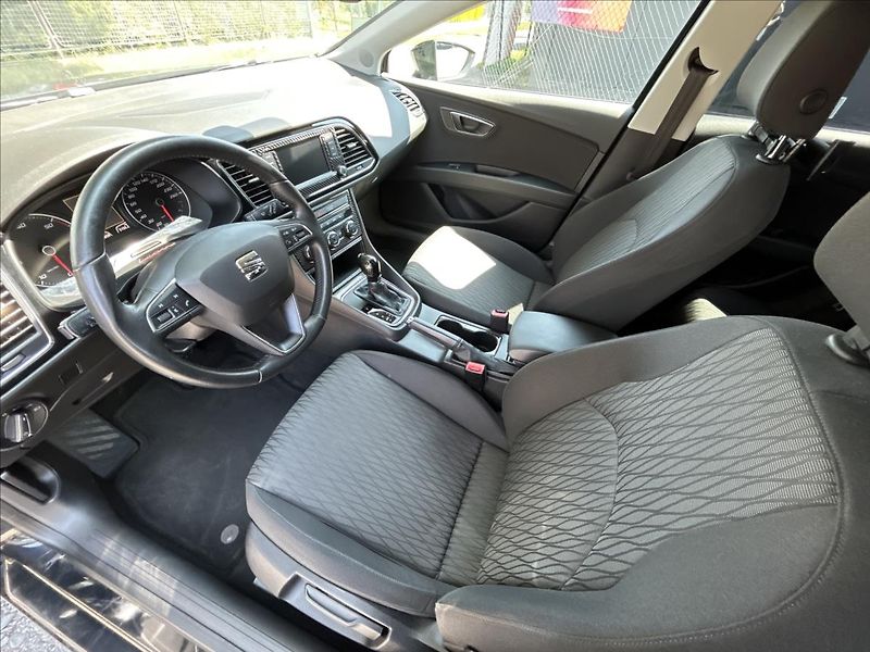 Seat Leon 2,0 TDi 110 kW DSG  Full LED - fotka 12 z 45