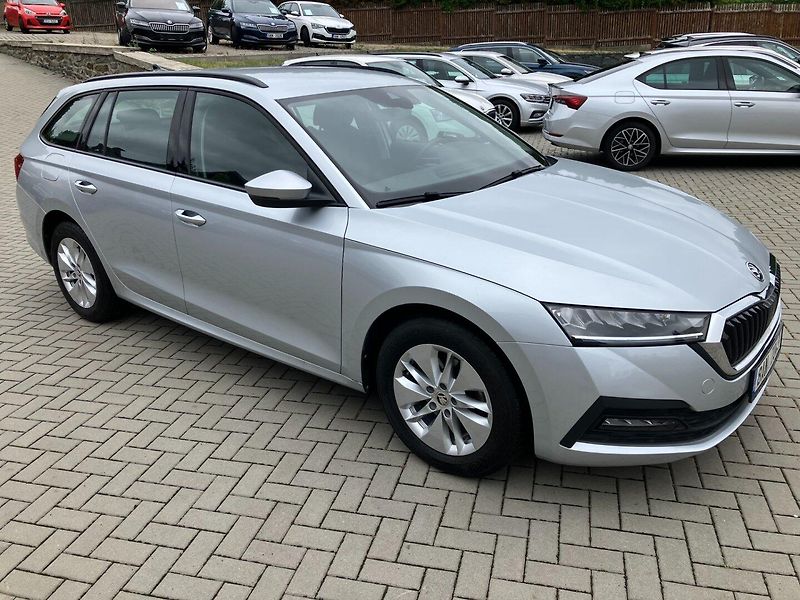 Škoda Octavia (2021) 2.0TDI AMBITION PLUS NAJ.43TKM - fotka 2 z 29