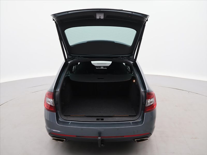 Škoda Octavia 2,0 TSI DSG RS245 LED Panorama - fotka 9 z 28