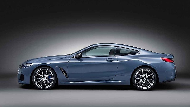 BMW řady 8.
