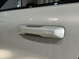 Volvo EX30 (2026) 0,0 P8 AWD  Ultra Cross Countr - náhled 8