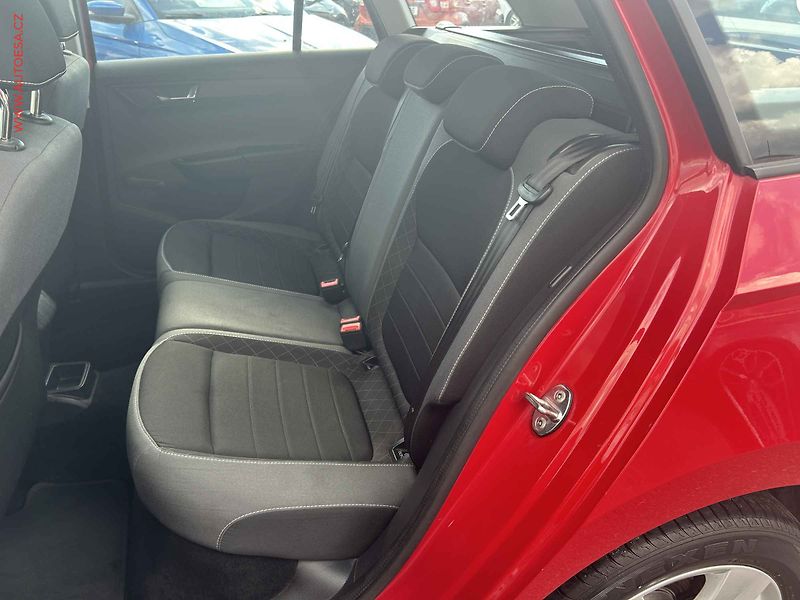 Škoda Fabia (2019) 1.0TSi, ČR, AC, ACC - fotka 10 z 15