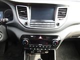 Hyundai Tucson 1.6T-GDi, aut. klima, 1. maj. - náhled 9