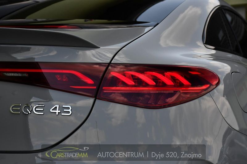 Mercedes-Benz EQE 43 AMG  - fotka 60 z 60