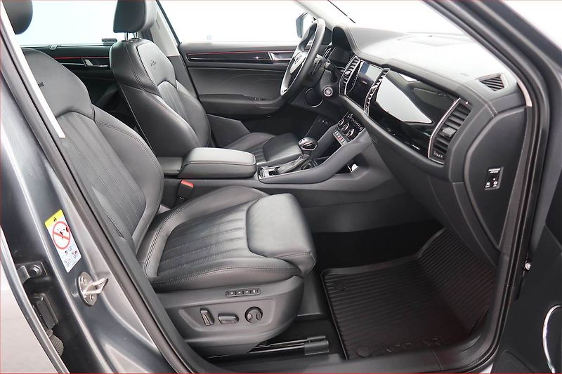 Škoda Kodiaq (2023) 2.0 TDI - fotka 9 z 25