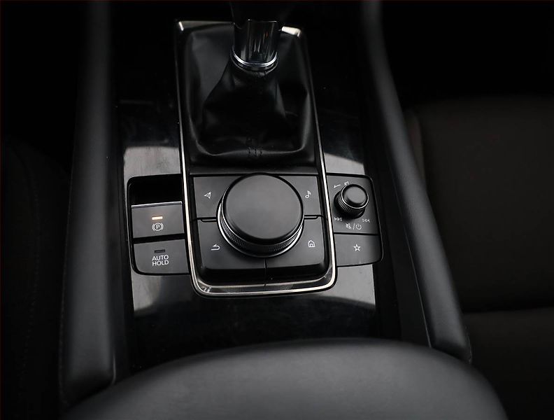 Mazda 3 (2021) 2.0 Skyactiv-G, 70TKM,Klima - fotka 13 z 20