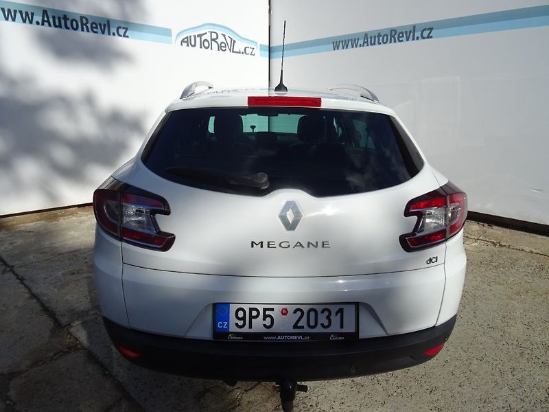 Renault Mégane (2011) 1.9DCi,96kW,S.kn,tažne,navi - fotka 22 z 23