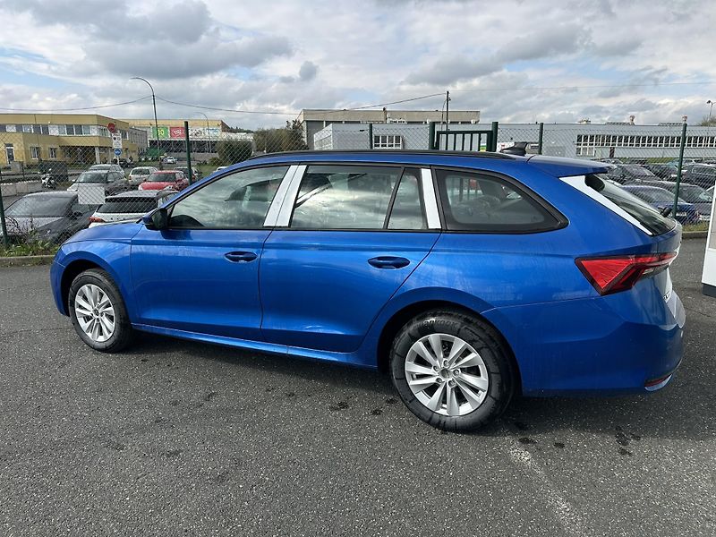 Škoda Octavia ESSENCE + dovýbava *286 - fotka 4 z 10