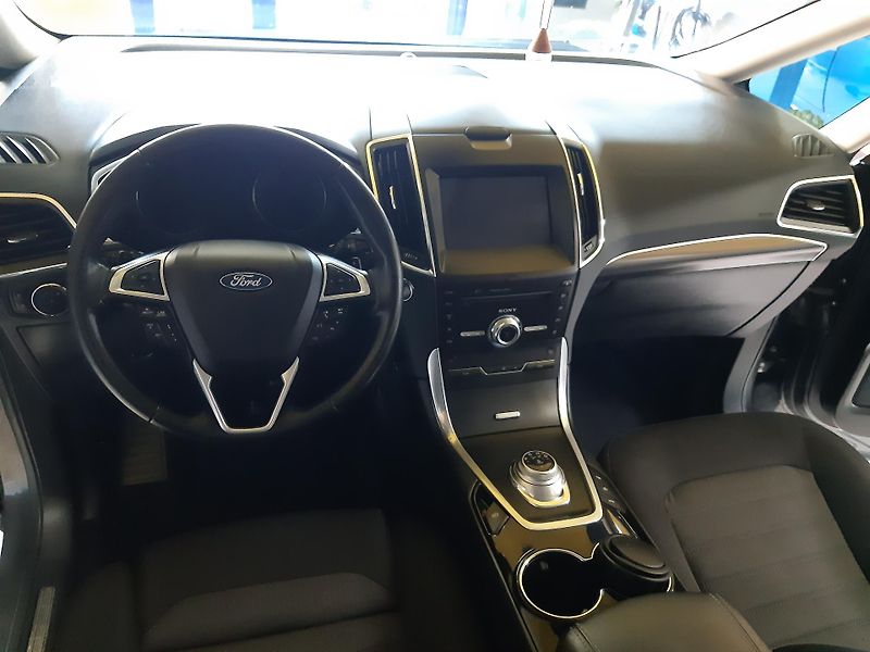 Ford Galaxy 2.0 TDCI 4X4 NAVI 7 míst       - fotka 10 z 36