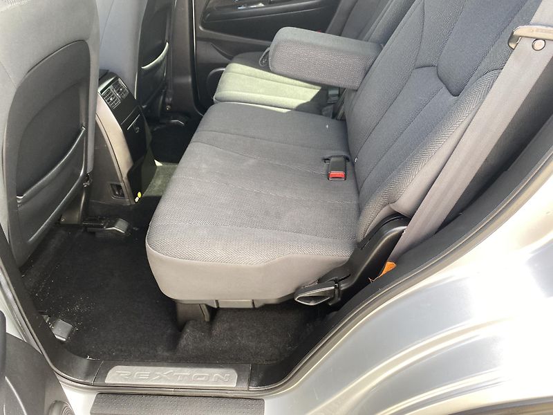 SsangYong Rexton 2.0CD-i 4x4 7M MAN 155PS 170KM - fotka 100 z 151