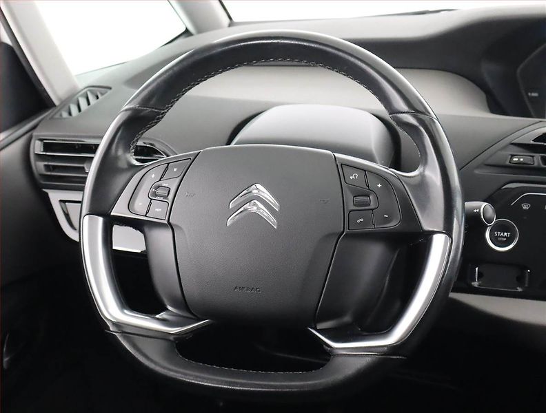 Citroën C4 Picasso (2017) 1.6 BlueHDi, 7 míst - fotka 19 z 21