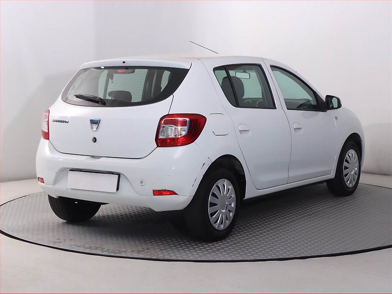 Dacia Sandero (2014) 1.2 16V, po STK, jezdí výborně - fotka 5 z 14