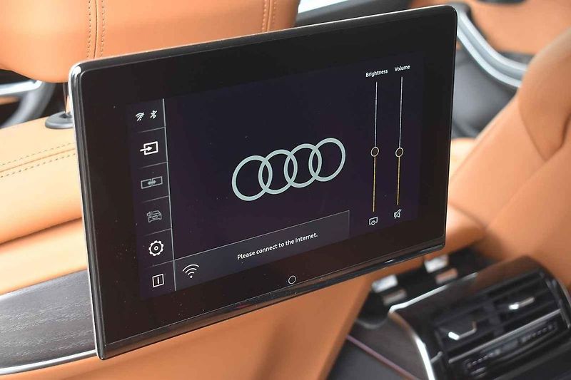 Audi A8 L budeme vídat třeba v diplomatických čtvrtích