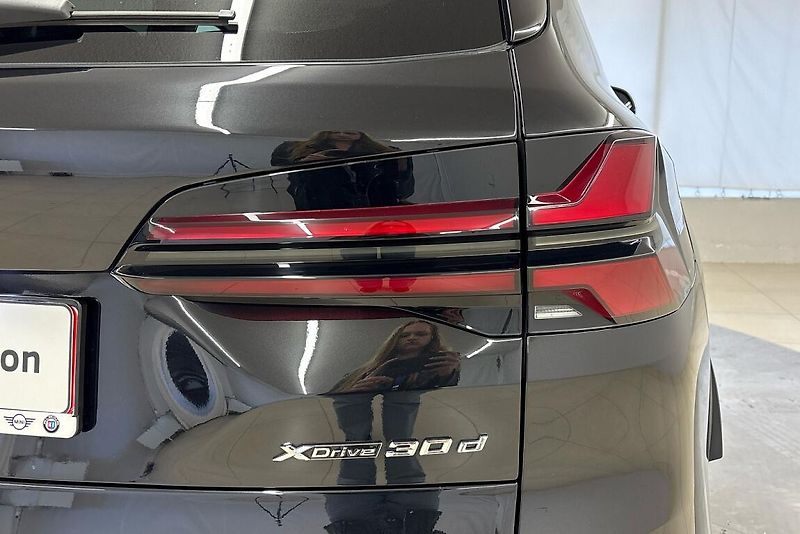 BMW X5 xDrive30d - fotka 6 z 14