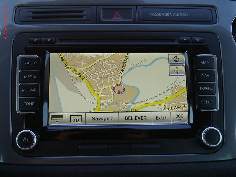 Volkswagen Tiguan (2014) 2.0 TDi 4x4, 1.maj, Navi - fotka 14 z 21