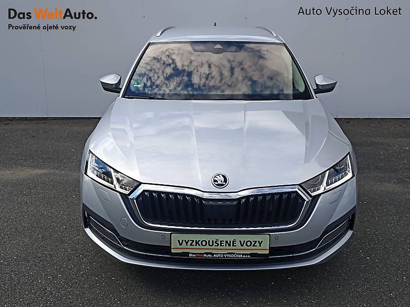 Škoda Octavia (2023) 2.0 TDI DSG Head Up. tažné MAT - fotka 4 z 35