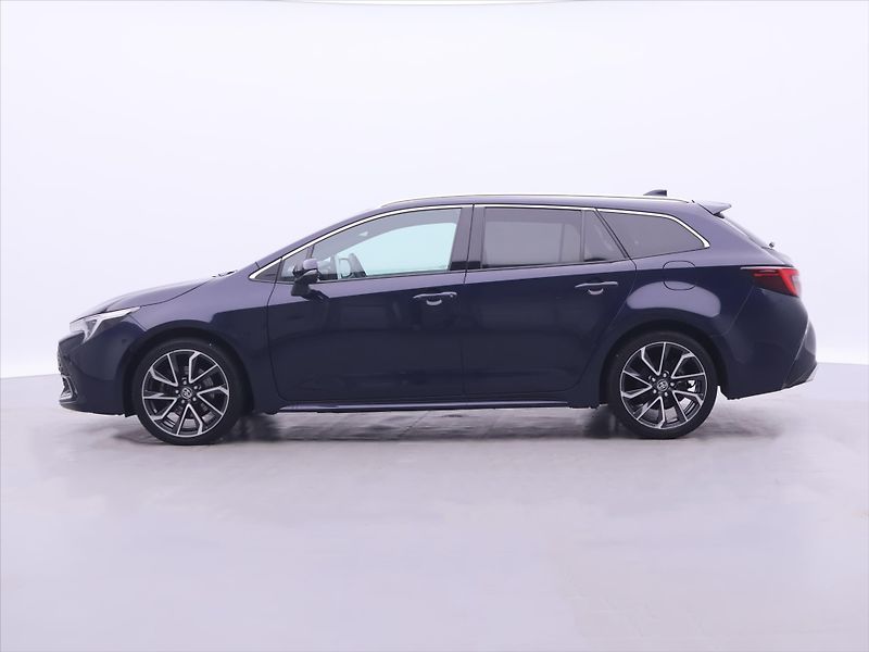 Toyota Corolla 2,0 HEV Executive Sport CZ DPH - fotka 4 z 38