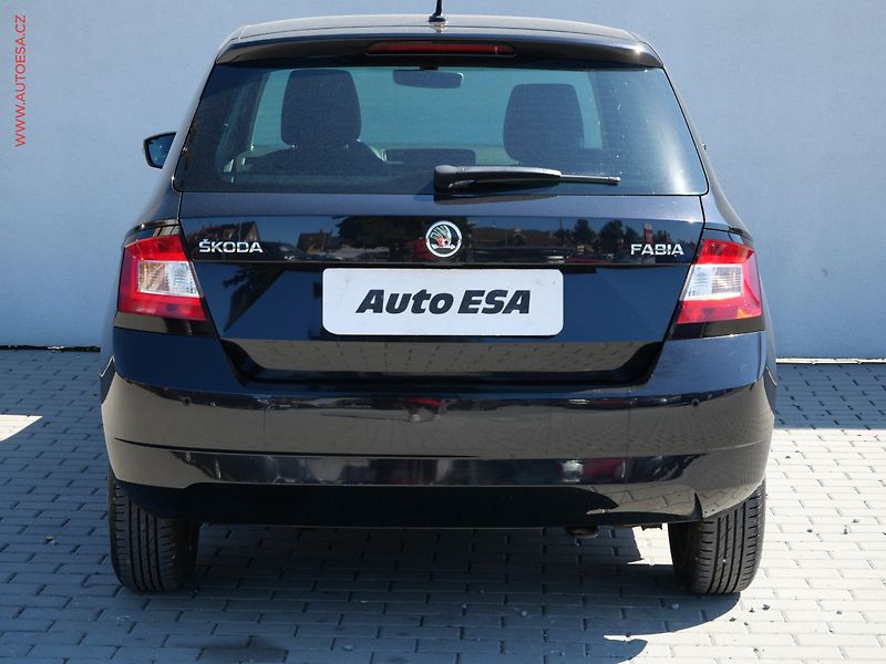 Škoda Fabia (2015) 1.2 TSI, Ambition - fotka 5 z 18