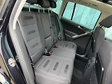 Volkswagen Tiguan 2,0 TDI /4x4/ SPORT / servis.k - náhled 18