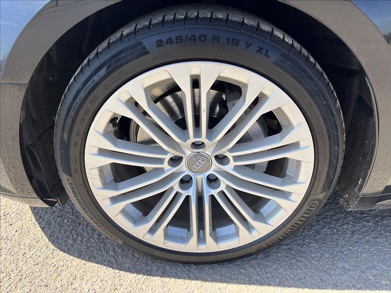 Audi A5 2.0 SPORTBACK 40 TDi 4x4 S-TRO - fotka 49 z 56